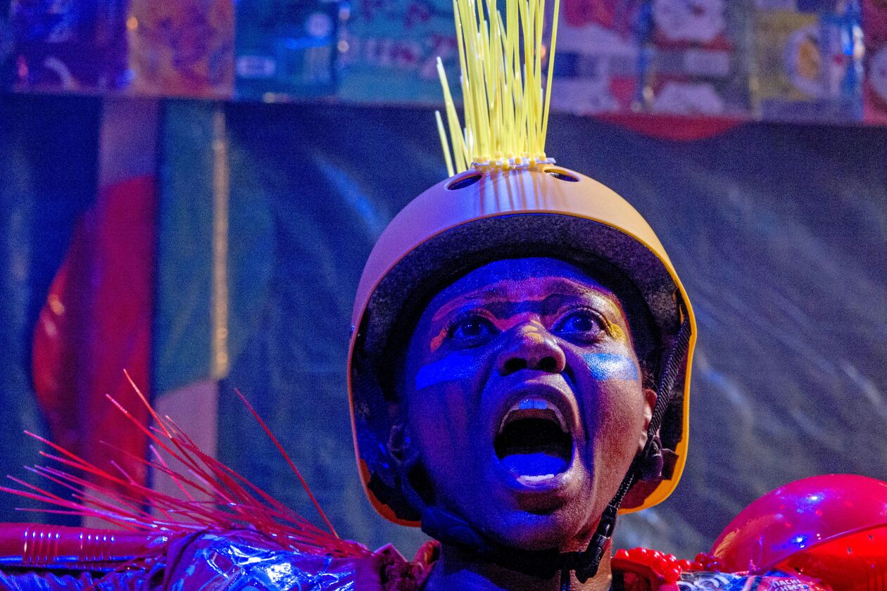 Leslie Ann Sheppard stars as Quincy/Bart in Theater Wit’s eerily timely staging of “Mr. Burns, a post-electric play.”